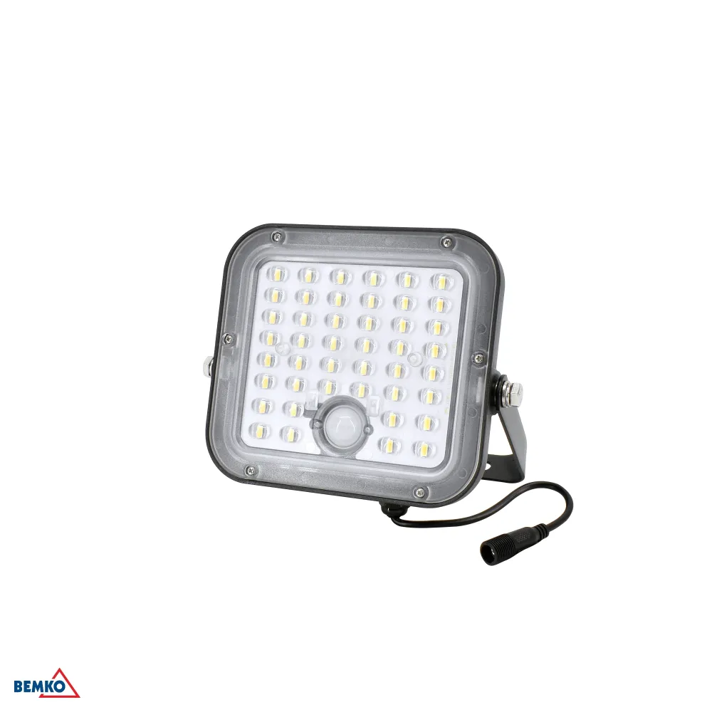Solpar Naświetlacz Solarny LED 10W