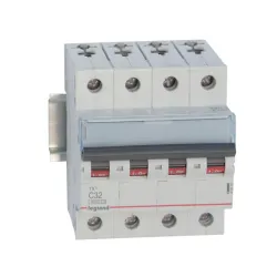S304 TX3 C 32A circuit breaker