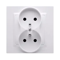 SIMON 10 White Socket with switch 16A 250V