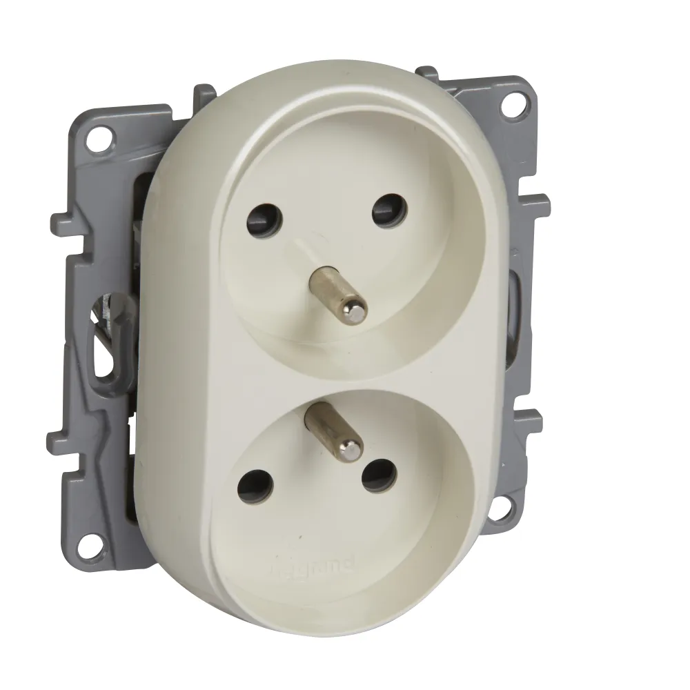 NILOE 2 MODUŁ KREM Gniazdo 2x Z/U z przesłonami 16A 250V