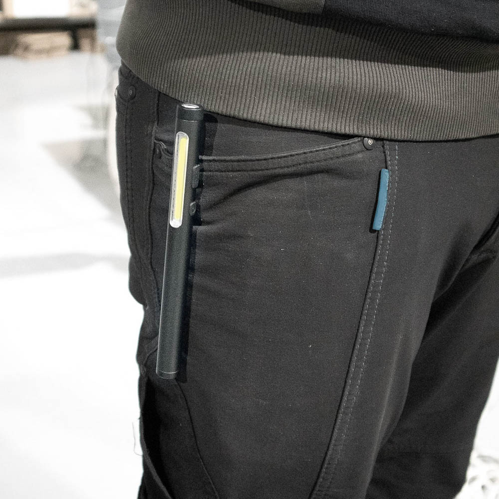 Akumulatorowa latarka długopisowa LED 200 lm WORK PEN 200 R 03.5127 - obrazek 2