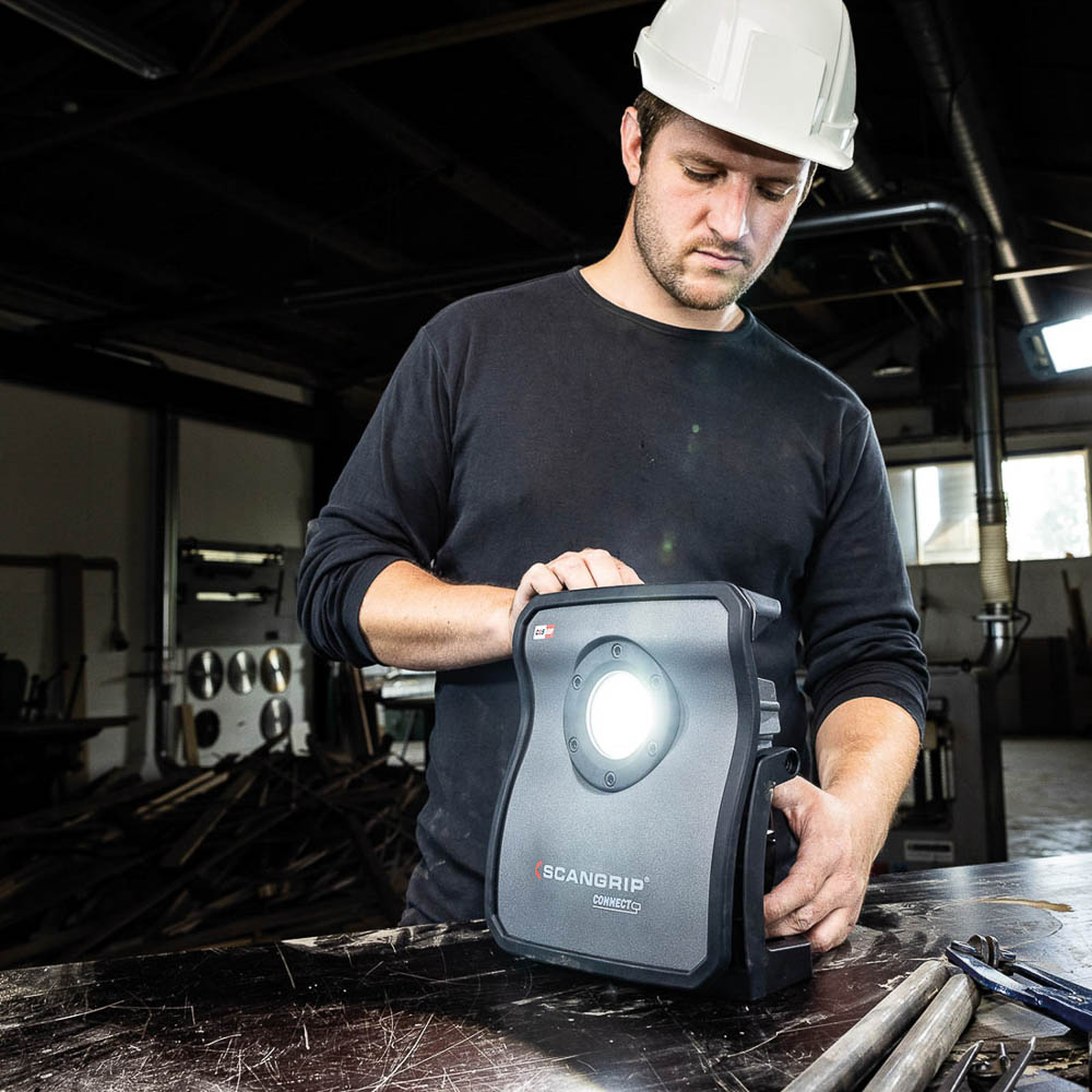 Akumulatorowa lampa robocza LED 4000 lm NOVA 4 CONNECT 03.6101C - obrazek 6