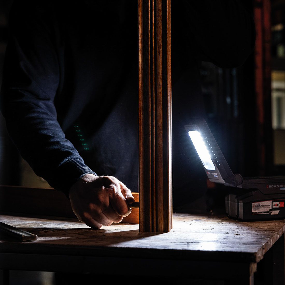 Kompaktowa lampa robocza 1000 lm BASIC CONNECT 03.6109C - obrazek 5