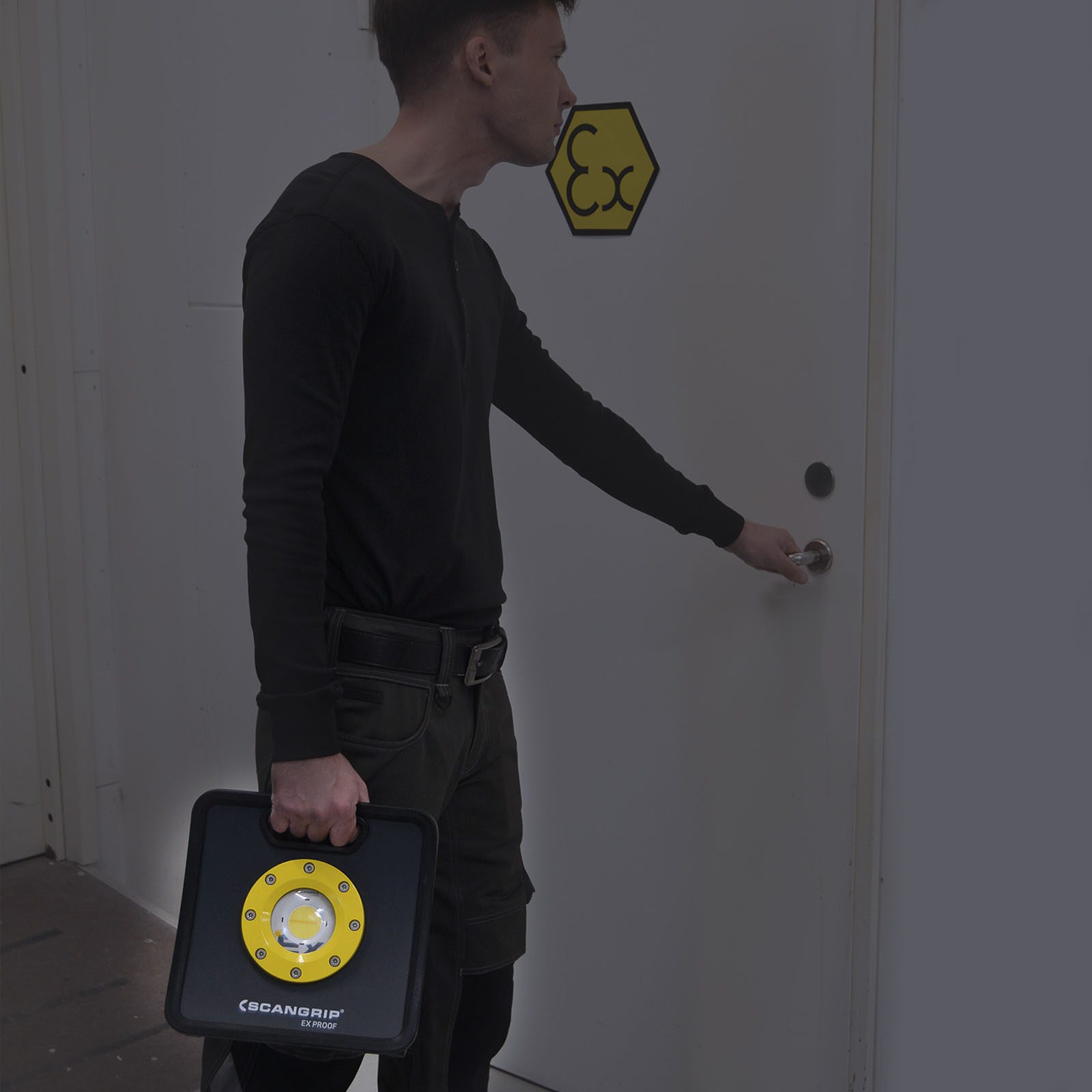 Akumulatorowa lampa robocza przeciwwybuchowa o mocy 4000 lm NOVA-EX R 03.5618 - obrazek 14