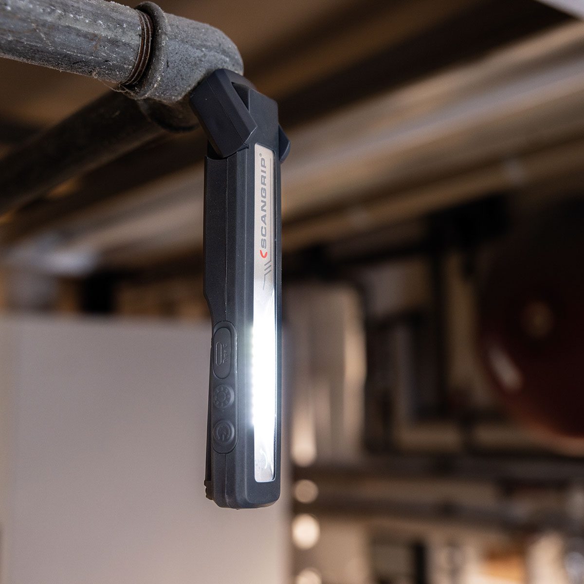 Wygodna akumulatorowa lampa robocza LED 2 w 1 150 lm 1,1 W Scangrip UNIPEN forLIFE 03.6209 - obrazek 19