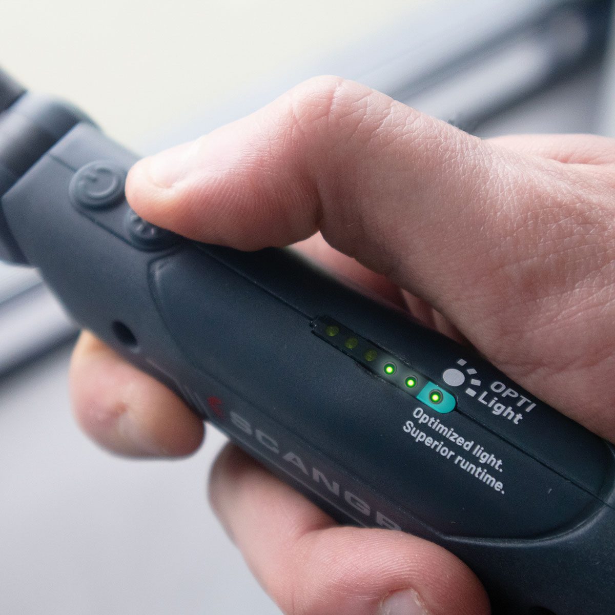 Ultracienka akumulatorowa lampa robocza LED 500 lm 3,5 W Scangrip SLIM forLIFE - obrazek 19