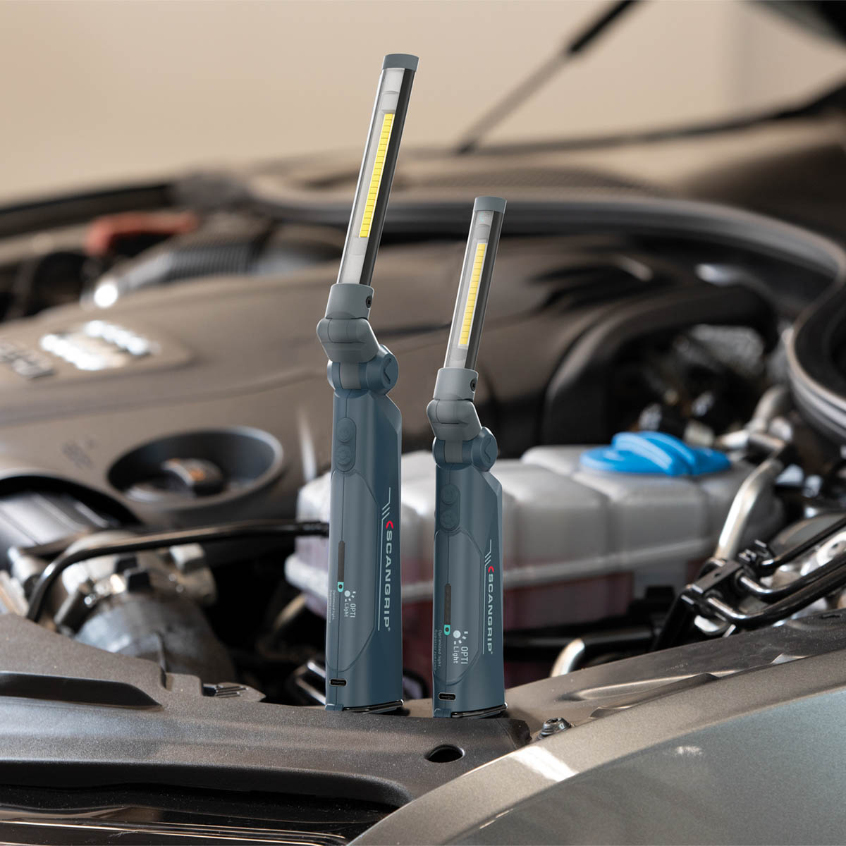 Ultracienka akumulatorowa lampa robocza LED 500 lm 3,5 W Scangrip SLIM forLIFE - obrazek 3