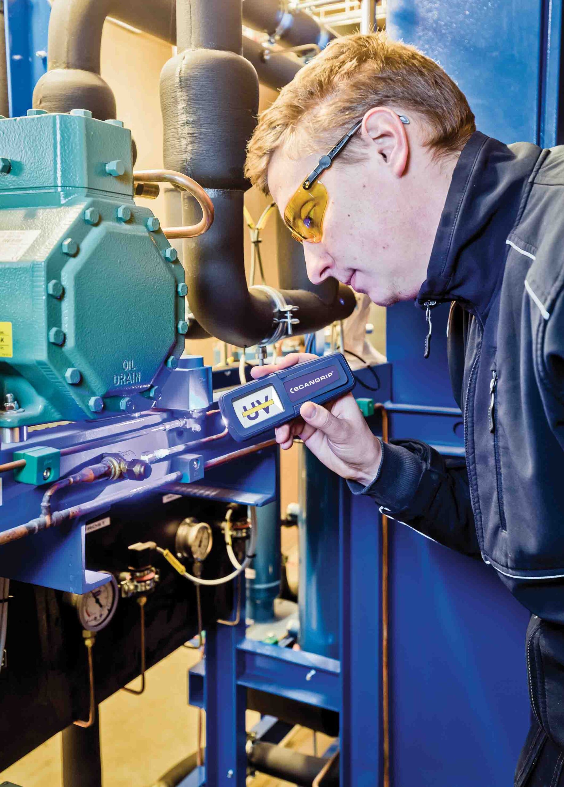 Lampa inspekcyjna LED z funkcją światła UV Scangrip UV-FORM 03.5408 - obrazek 11