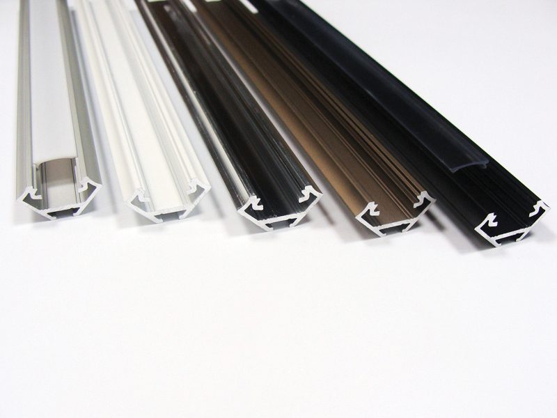 PROFIL LED NT NAROŻNY ALUMINIUM SUROWE SREBRNY 1000MM+ KLOSZ MLECZNY