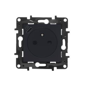 NILOE STEP MODULE BLACK SOCKET 1X S/U WITH SHUTTERS SPRING TERMINALS + USB TYPE C CHARGER 1.5A