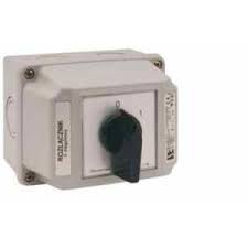 LK25R-2.8211OB2 25A 0-1 3P CAM SWITCH 25A 3P OB IP65 BLACK DRIVE
