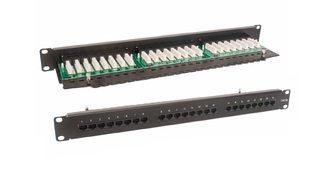 PATCHPANEL 19" KAT. 5E UTP 19" 1U 24 PORTY RJ45 Z PÓLKĄ