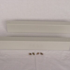 XVTL-SO100/S-4 BASE FOR STANDING DISTRIBUTION BOARDS 100X400 SIDE COVER OPK.2PCS.