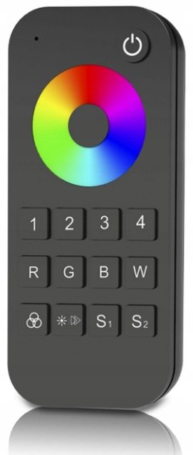 NEXTEC PILOT RGB+RGBW 4 STREFY 12-24V DC CZARNY 2X AAA