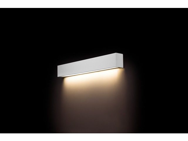STRAIGHT WALL LED WHITE S NOWODVORSKI 9610