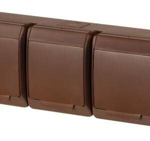 HERMES BROWN SOCKET NT 3X Z/U WITH FLAP IP44 SCREW TERMINALS 16A 250V