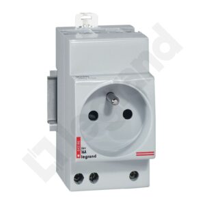 G380 GNIAZDO 1X Z/U Z PRZESŁONAMI 2.5M 230V AC NA SZYNĘ TH35