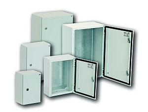 GT 40-30-20 OBUDOWA METALOWA NT 400X300X200 DRZWI PEŁNE Z PŁYTĄ IP66 IK10 SZARY ETIBOX