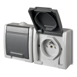 AQUANT 2K GRAY SOCKET NT 2X Z/U WITH COVER IP55 VERTICAL SCREW TERMINALS 16A 250V