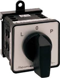 ŁK40-3.8368P03 40A L-0-P 3P ŁĄCZNIK KRZYWKOWY 40A 3P B/O IP65 NAPĘD CZARNY